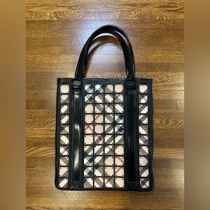 Burberry Brooke warrior nova leather shopping tote
